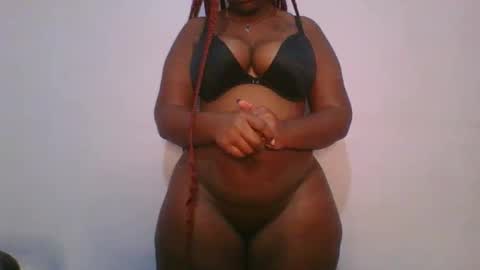 honey_beb online show from 10-07-25, 04:53