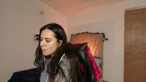   online show from 09-10-25, 02:06