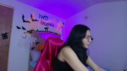   online show from 10-06-25, 02:58