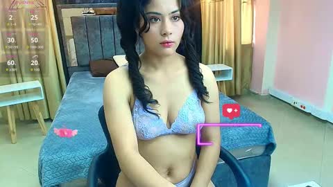 Honey Love online show from 09-12-25, 02:17