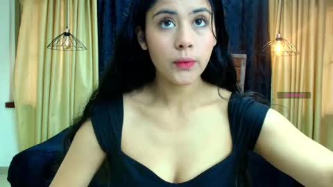 Honey Love online show from 09-30-25, 01:38