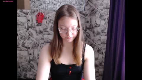 Lina online show from 12-16-24, 09:35