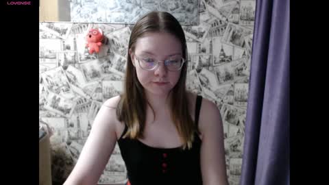 Lina online show from 12-20-24, 02:49