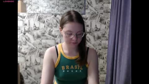 Lina online show from 01-15-25, 12:25