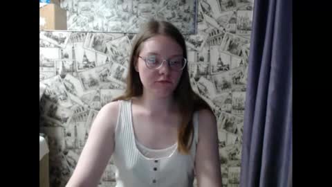 Lina online show from 02-26-25, 02:03