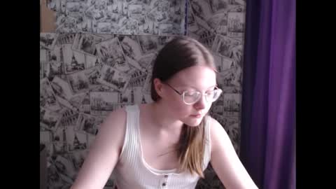 Lina online show from 03-04-25, 11:40