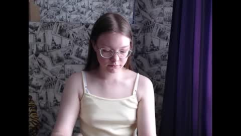 Lina online show from 03-12-25, 08:41