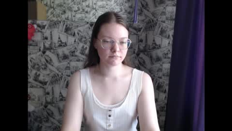 Lina online show from 09-19-25, 07:32