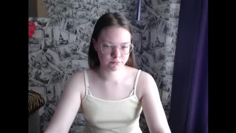 Lina online show from 09-23-25, 08:28