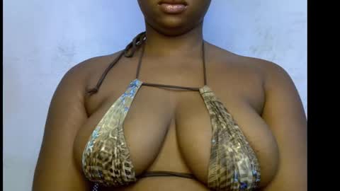 mamacita online show from 10-19-25, 08:15