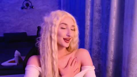 honey_sunset online show from 11-13-25, 05:34