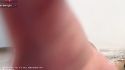 Snapshot of honey_sunshine chatting on 10-22-25, 10:15 Jenyanew vid how I squirt in forest in bio online show from 10-22-25, 10:15