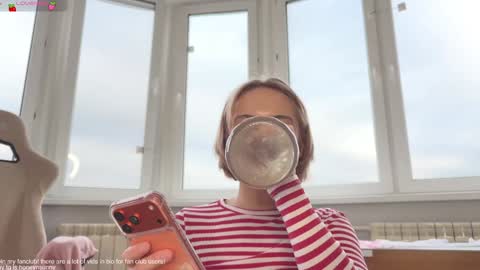 Snapshot of honey_sunshine chatting on 11-08-25, 10:48 Jenyanew vid how I squirt in forest in bio online show from 11-08-25, 10:48