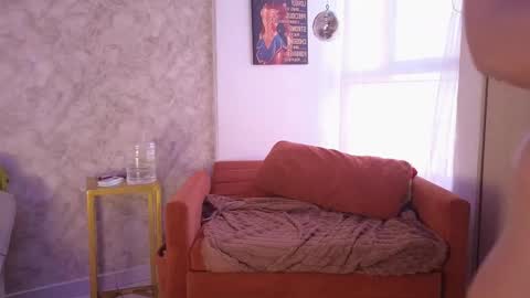 Honey-Sweett online show from 11-18-25, 12:53