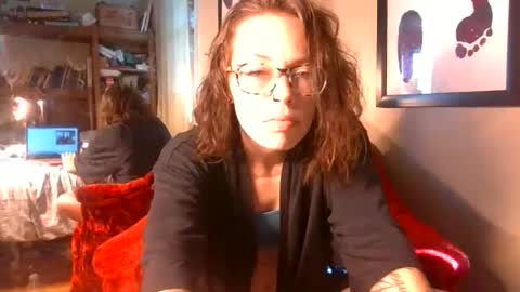 Snapshot of honey_wilde chatting on 10-23-25, 05:55 honey_wilde online show from 10-23-25, 05:55