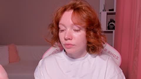 honeyautumn online show from 01-12-25, 06:49