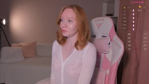 Snapshot of honeyautumn chatting on 10-07-25, 09:56 honeyautumn online show from 10-07-25, 09:56