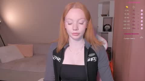 Snapshot of honeyautumn chatting on 10-18-25, 09:59 honeyautumn online show from 10-18-25, 09:59