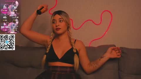 Mary online show from 10-30-25, 09:04