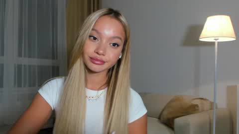 Snapshot of honeybae3 chatting on 12-18-24, 04:28 Kira Instagram asaphoney Fansly asaphoney online show from 12-18-24, 04:28