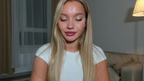 Snapshot of honeybae3 chatting on 12-23-24, 02:17 Kira Instagram asaphoney Fansly asaphoney online show from 12-23-24, 02:17