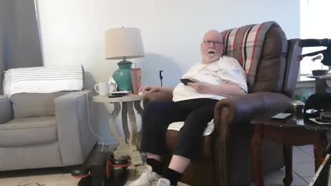 Honey online show from 12-21-24, 07:38