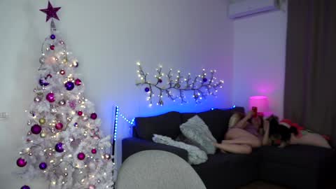HoneyCarrol online show from 12-08-24, 10:25