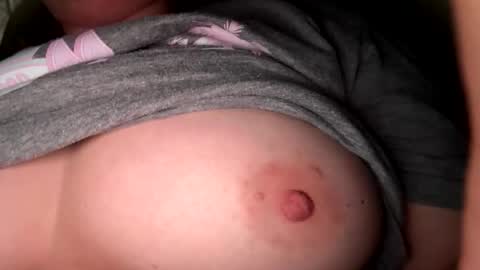 Snapshot of honeygirlox chatting on 01-16-26, 12:25 honeygirlox online show from 01-16-26, 12:25