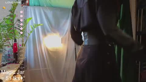 Molly  online show from 09-30-25, 03:44