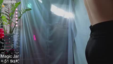 Molly  online show from 10-06-25, 05:05