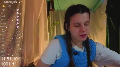 Molly  online show from 10-29-25, 04:09