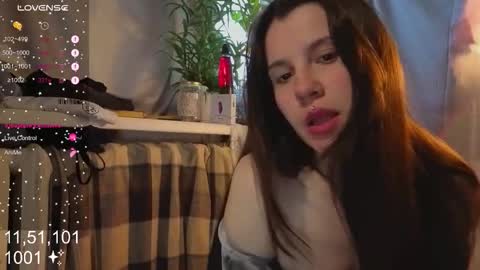 Molly  online show from 11-07-25, 05:18