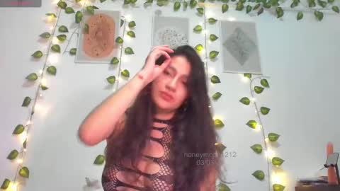 Mila K online show from 03-04-25, 01:01
