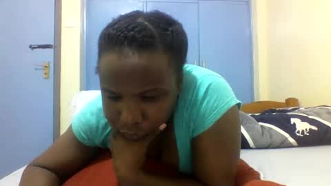 Honeymuny online show from 11-01-25, 08:33