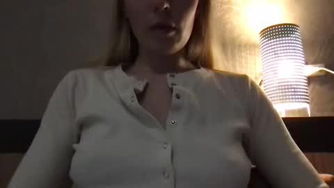 honeynymph online show from 02-10-25, 05:09