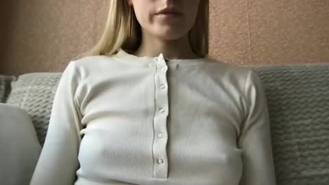 honeynymph online show from 02-11-25, 12:27