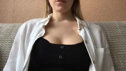 honeynymph online show from 02-24-25, 12:05