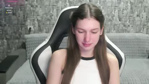 Nancy online show from 09-25-25, 01:04