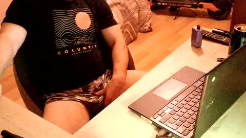 Hoops891 online show from 10-11-25, 11:47