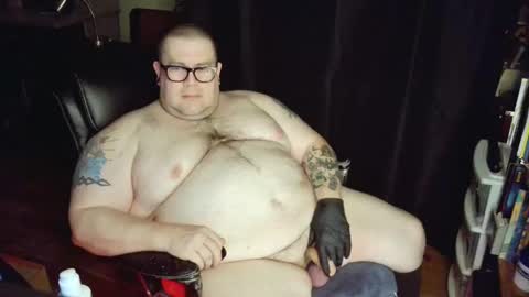 Snapshot of hoosierdaddyxl chatting on 01-15-25, 05:29 Sir online show from 01-15-25, 05:29