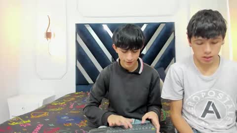 Snapshot of hoot_booys_ chatting on 11-20-25, 07:57 hoot_booys_ online show from 11-20-25, 07:57