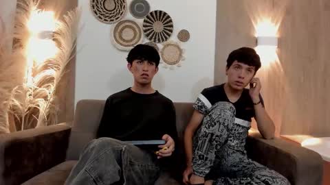 Snapshot of hoot_booys_ chatting on 11-26-25, 07:59 hoot_booys_ online show from 11-26-25, 07:59