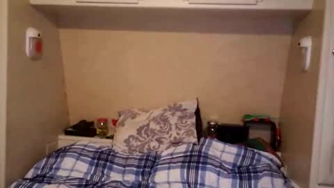 Snapshot of horneyfuck000342167 chatting on 11-26-25, 01:39 horneyfuck000342167 online show from 11-26-25, 01:39