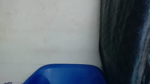 Snapshot of horny4bum chatting on 02-18-25, 06:58 horny4bum online show from 02-18-25, 06:58