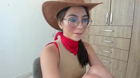 horny_adiction online show from 10-31-25, 01:56