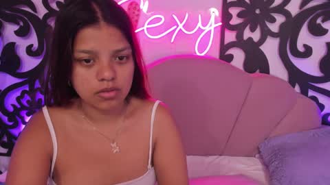 CATALINA Y LAURA  online show from 03-12-25, 11:20