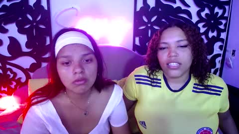 CATALINA Y LAURA  online show from 09-10-25, 04:34
