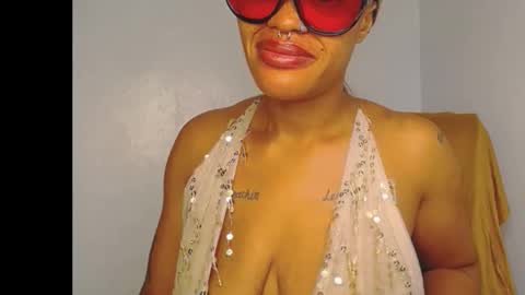 Snapshot of horny_ebonygirl_ chatting on 02-26-26, 04:44 horny_ebonygirl_ online show from 02-26-26, 04:44