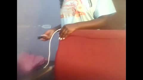 phanice online show from 11-25-25, 03:17