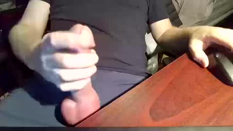 Snapshot of horny_hubby0077 chatting on 10-13-25, 02:50 Horny Hubby online show from 10-13-25, 02:50